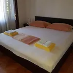 Dari