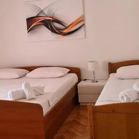 Dari Apartment