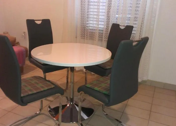Apartment Dari
