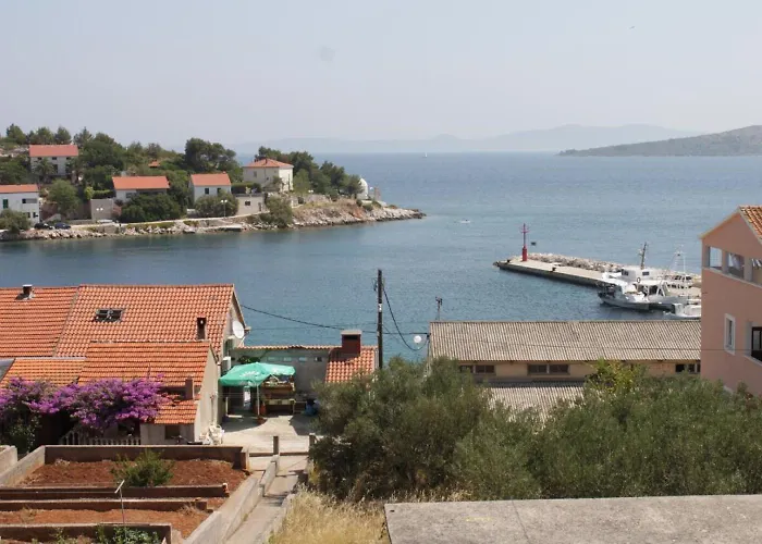 Dari Apartment