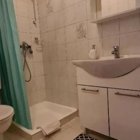Dari * Sali