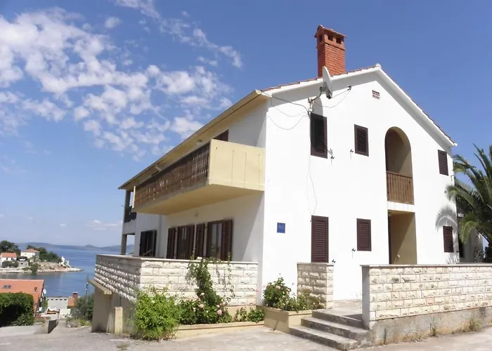 Апартаменты Dari Сали