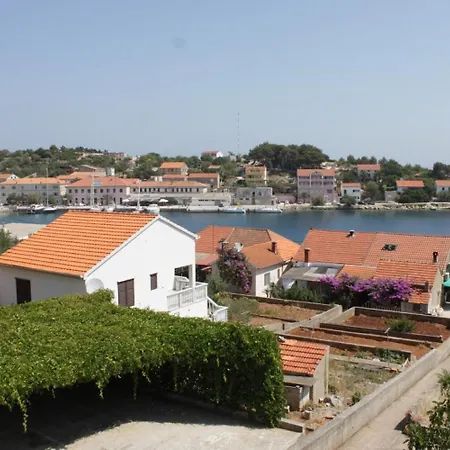 Dari Apartament Sali